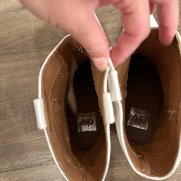 White cowboy boots - Picture 4 of 4